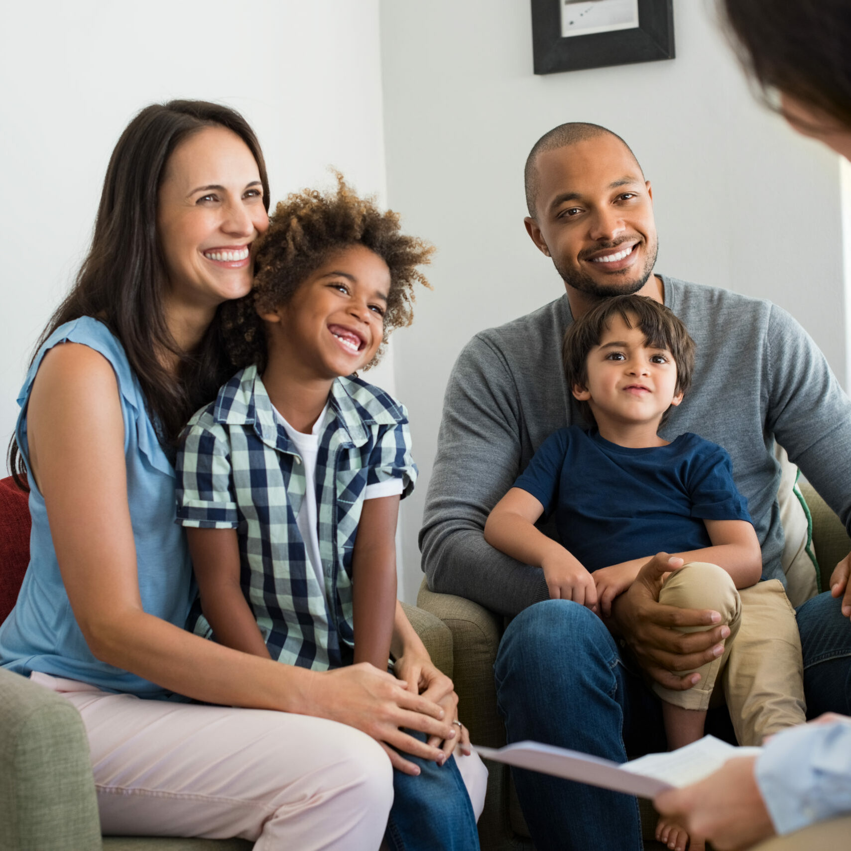 shutterstock_663456385 counseling